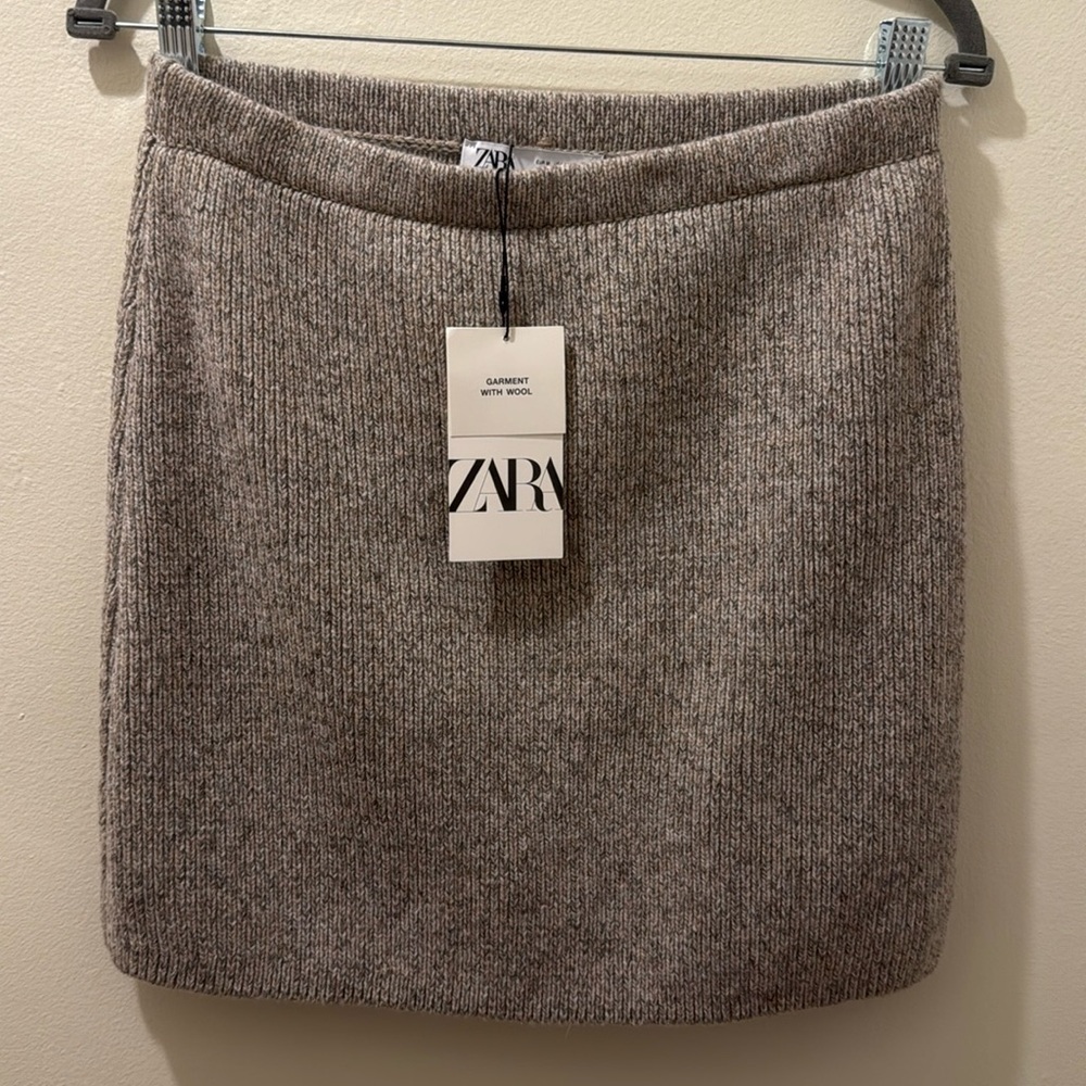 NWT Zara Skirt with Wool